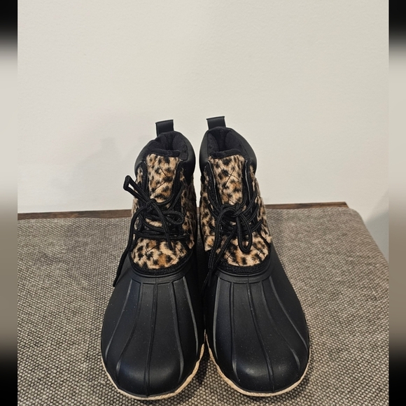 NIB Gypsy Jazz Leopard Print Black Women's Winter Boots Size--8 - Picture 6 of 8